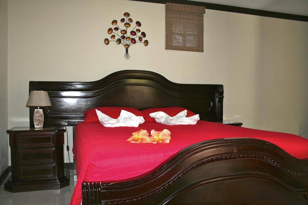 Tuanis Aparthotel Jacó Pokoj fotografie