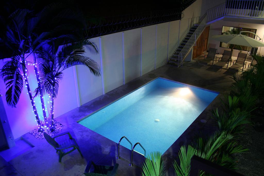 Tuanis Aparthotel Jacó Pokoj fotografie